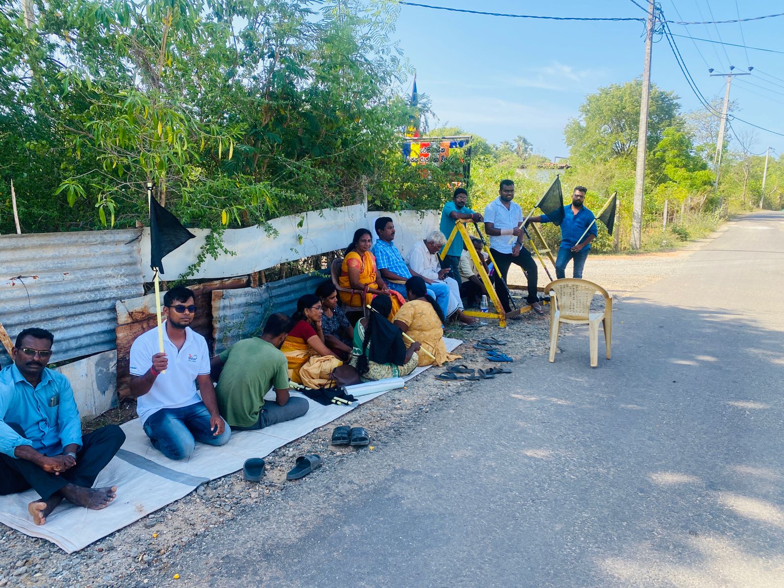 தையிட்டியில் சட்ட விரோத விகாரைக்கு எதிராகத் தொடரும் போராட்டம். 2