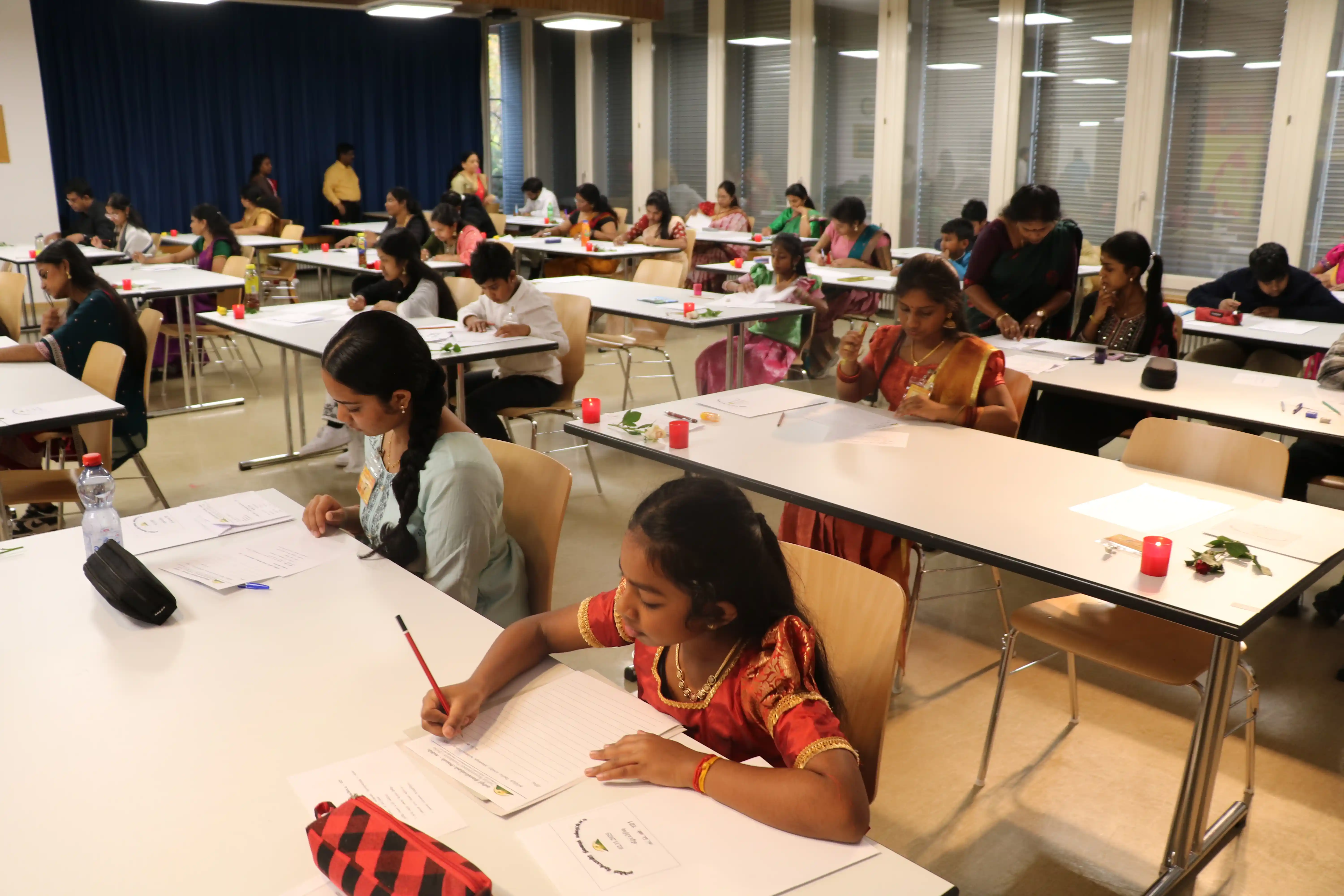 தமிழீழத் தேசிய மாவீரர் நினைவாகத் தமிழர் நினைவேந்தல் அகவம் நடாத்திய  கவிதைப்போட்டி! 15