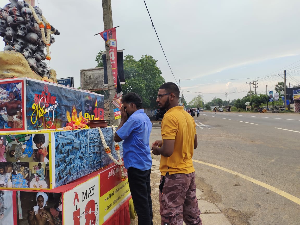 மல்லாவியை அண்மித்துள்ள தமிழின அழிப்பு நினைவூர்தி! 11