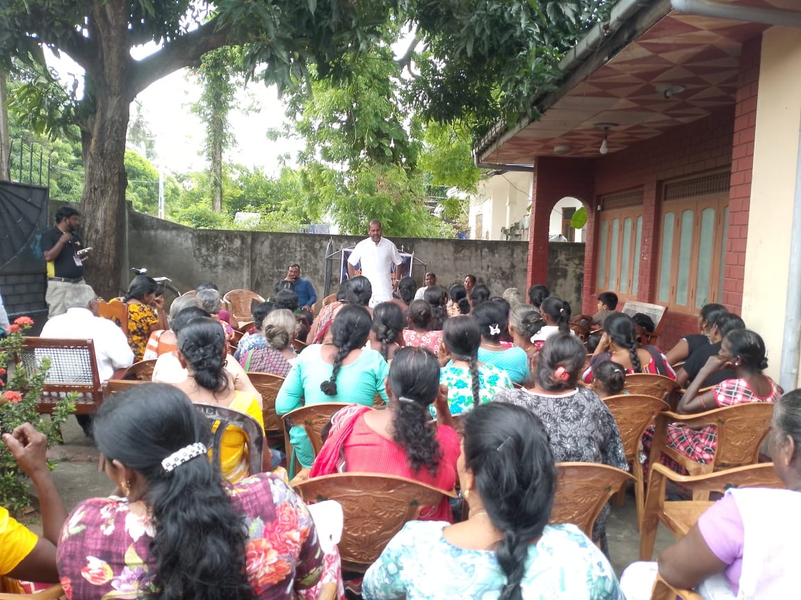 அம்பாறையில் தமிழ் தேசிய மக்கள் முன்னணியினரால் வழங்கப்பட்ட முள்ளிவாய்க்கால் கஞ்சி! 6