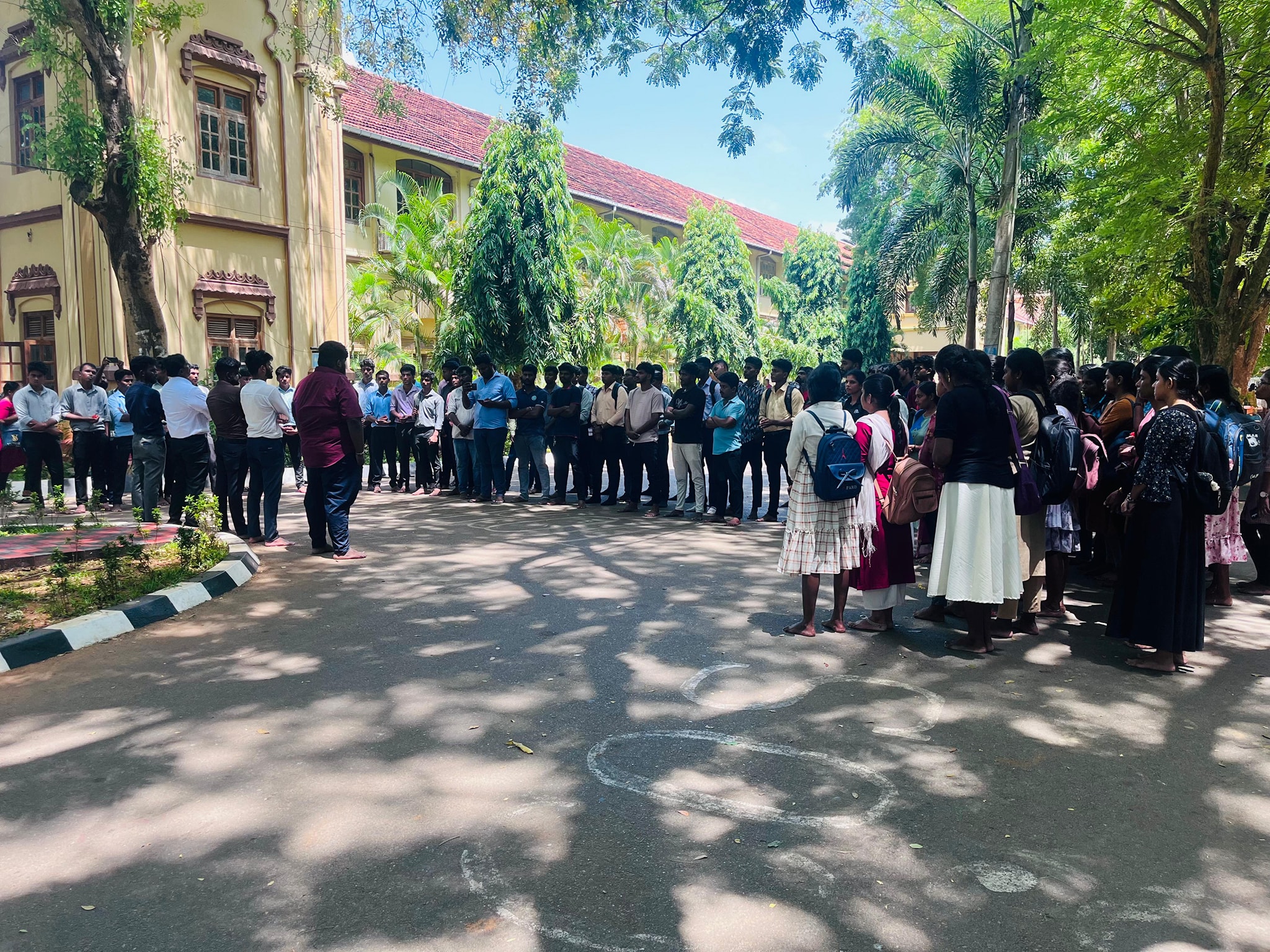 யாழ். பல்கலைக்கழகத்தில் நடைபெற்ற தியாகி பொன்.சிவகுமாரனின் நினைவேந்தல்!! 14