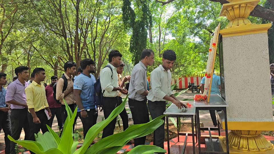 யாழ். பல்கலைக்கழகத்தில் நடைபெற்ற தியாகி பொன்.சிவகுமாரனின் நினைவேந்தல்!! 2