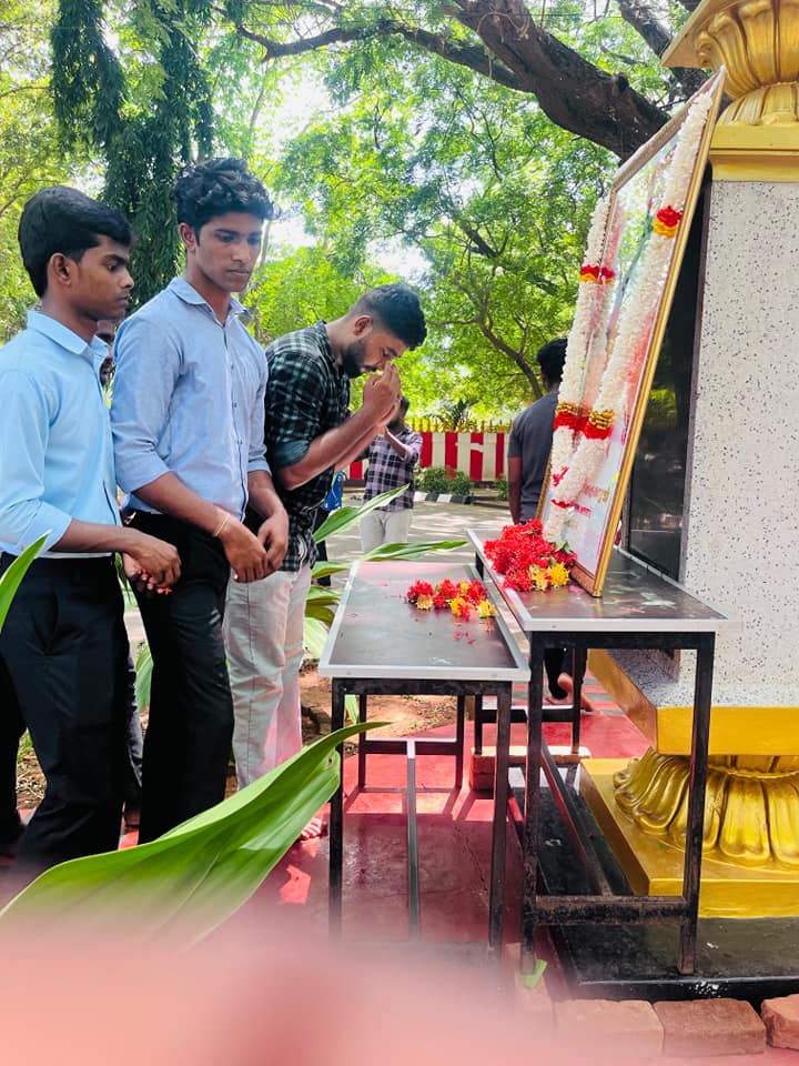 யாழ். பல்கலைக்கழகத்தில் நடைபெற்ற தியாகி பொன்.சிவகுமாரனின் நினைவேந்தல்!! 8