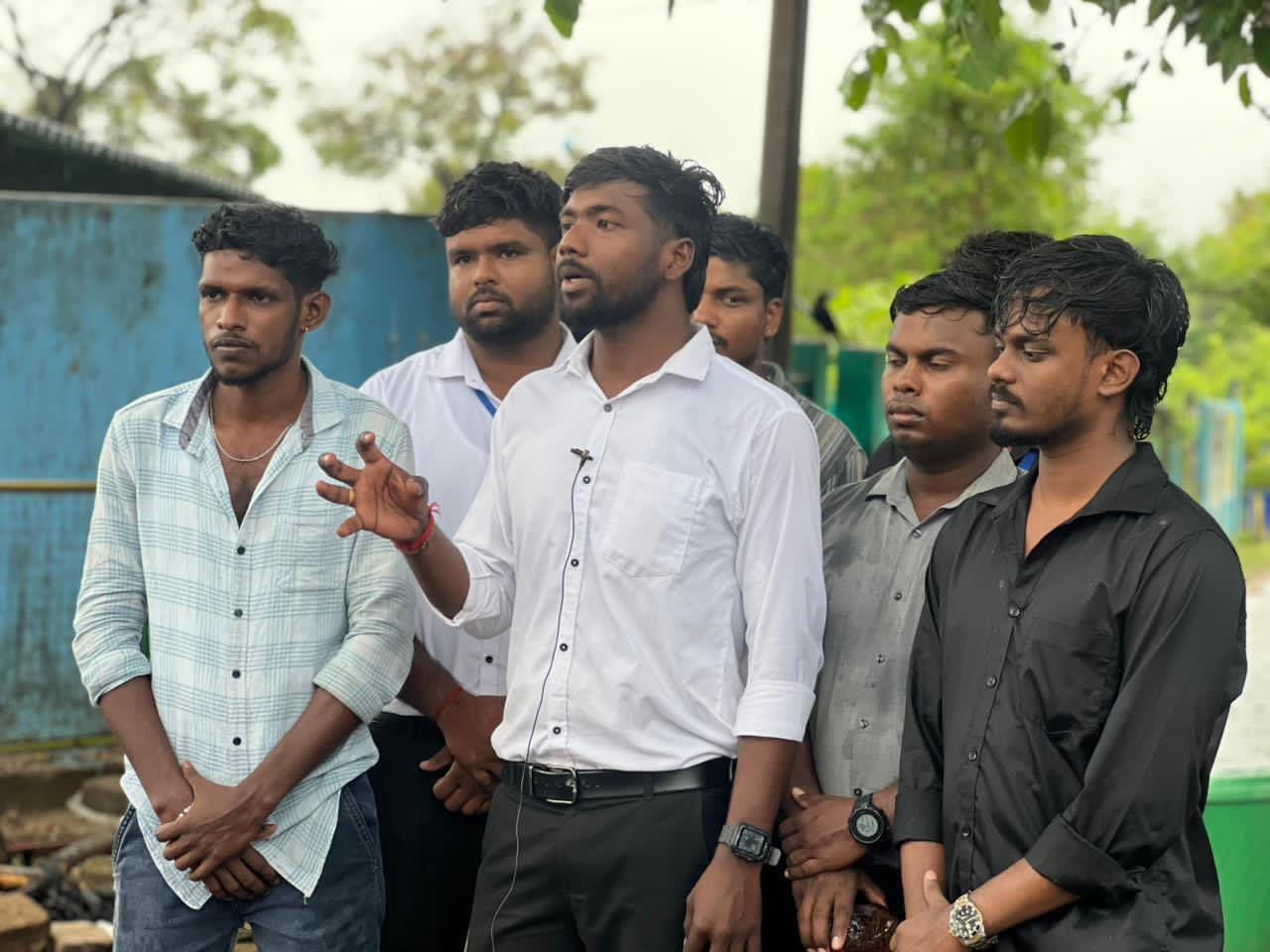 உப்பில்லா கஞ்சி வல்லை நகரில் பல்கலைக்கழக மாணவர்கள் நினைவேந்தல் ஆரம்பம்! 6